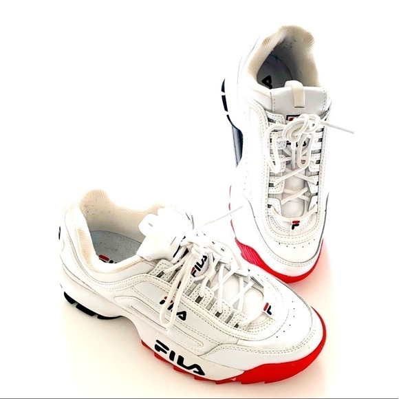 Fila White with Dual-Tone Sole Sneakers Size 8 VGUC Red/Black Soles - Picture 1 of 12